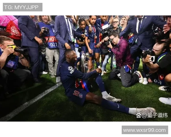 多特蒙德深夜发文回应转会传闻 球迷期待官方澄清未来动向